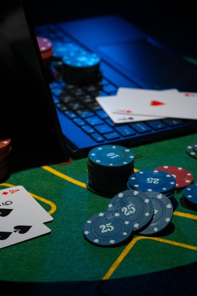 Live roulette table with multiple players